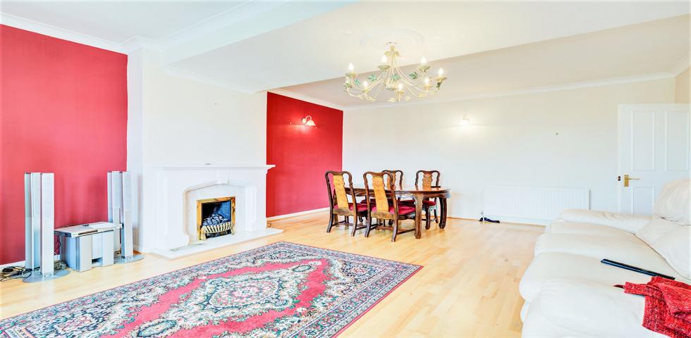 Modern and Central Family Home Jersey Avenue, Stanmore